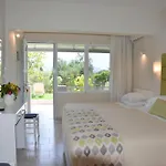 Odysseus Hotel