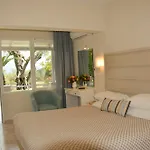 Odysseus Hotel