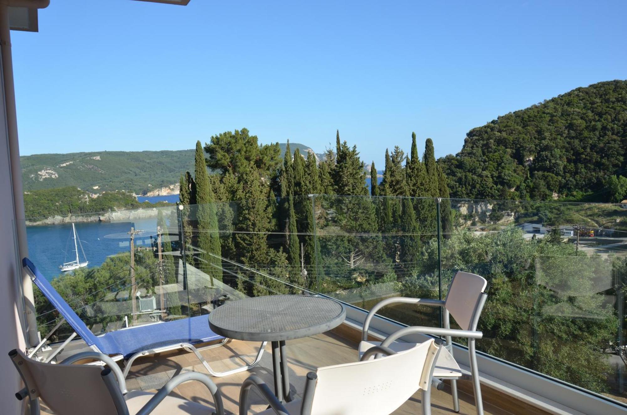Odysseus 3* Paleokastrítsa