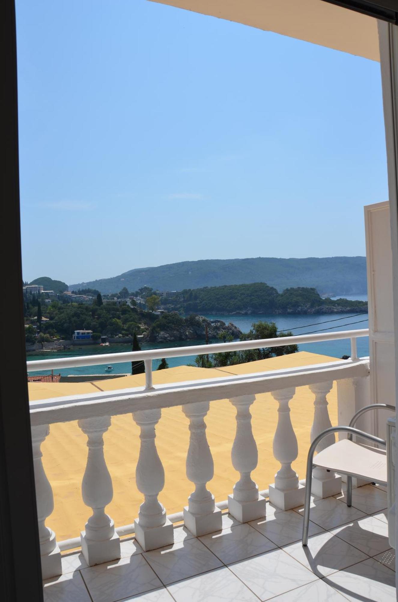 Odysseus Hotel
