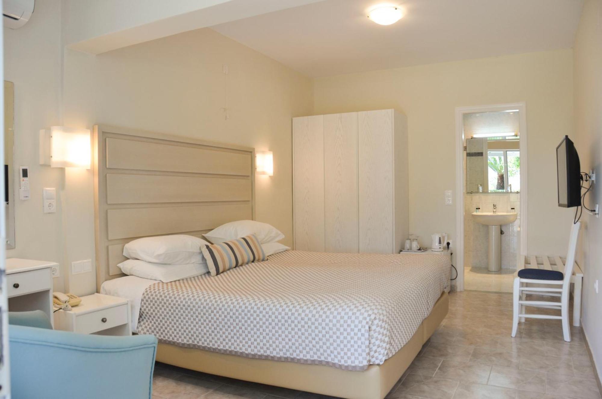 Odysseus Hotel 3*